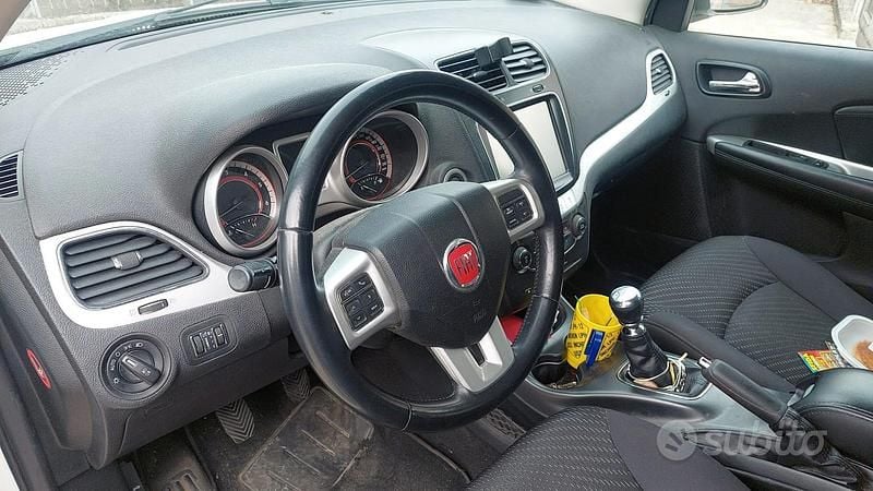 Usata Fiat Freemont 140 CV (102 kW) 2013 Bianco SUV