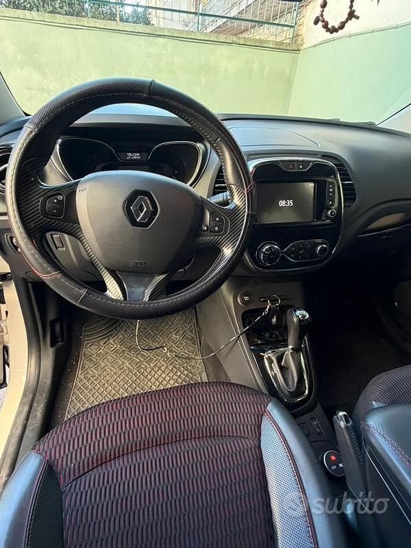 Usata Renault Captur 90 CV (66 kW) 2014 SUV