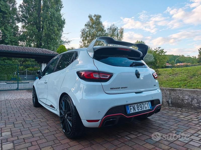 Usata Renault Clio IV Trophy 220 CV (161 kW) 2018 Bianco Berlina