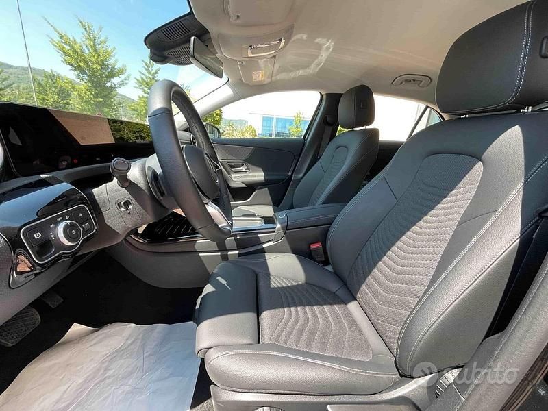 Usata Mercedes A180 Progressive 136 CV (100 kW) 2023 Nero Berlina