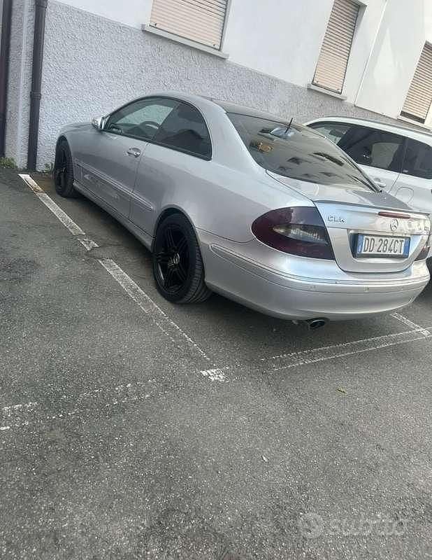 Usata Mercedes CLK220 Elegance 150 CV (110 kW) 2006 Coupé