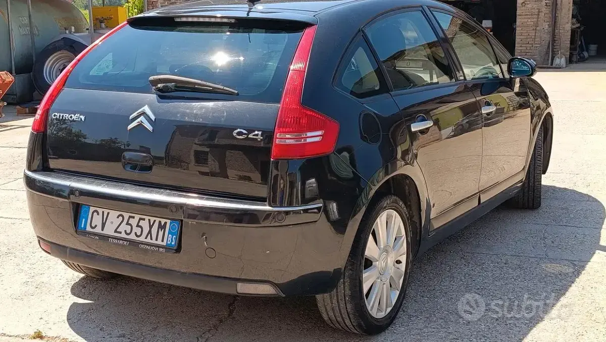 Usata Citroën C4 110 CV (80 kW) 2005 Nero Berlina