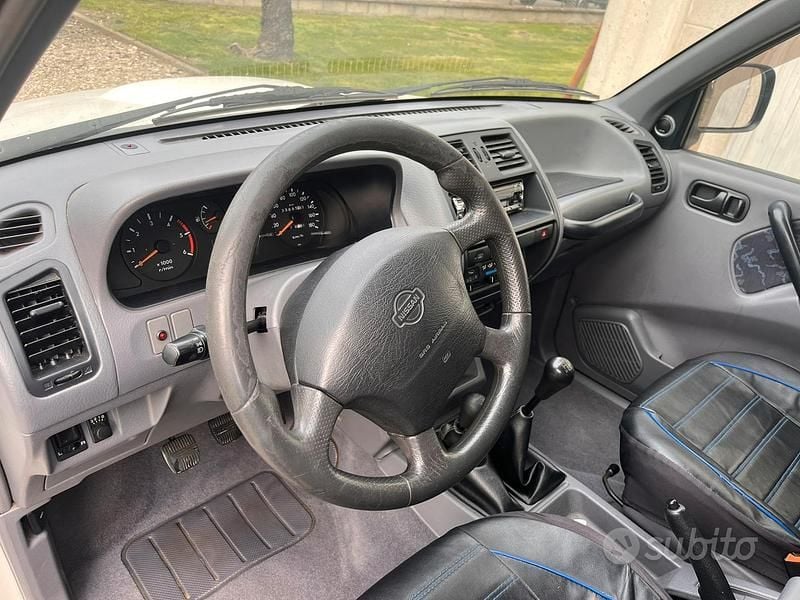 Gebraucht Nissan Terrano 125 PS (91 kW) 1998 Weiß SUV