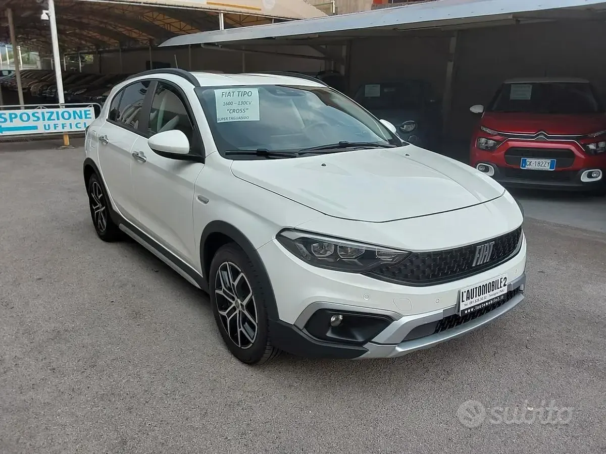 Usata Fiat Tipo Cross 131 CV (96 kW) 2023 Bianco Berlina