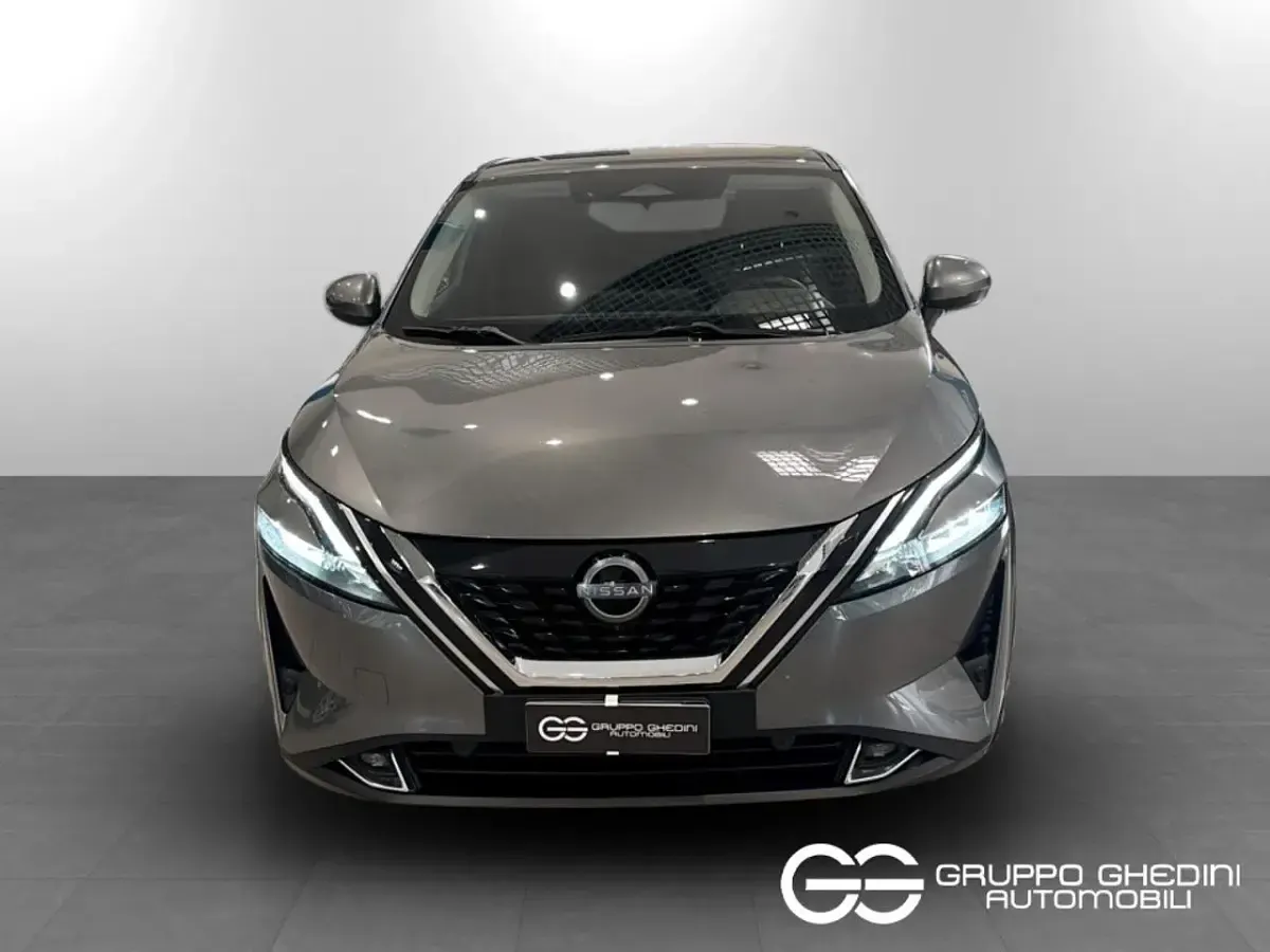 Usata Nissan Qashqai Tekna 158 CV (116 kW) 2024 Grigi met. SUV