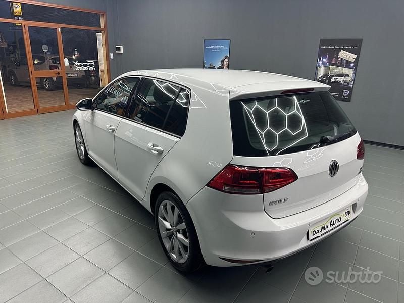 Usata VW Golf VII Highline 110 CV (80 kW) 2014 Bianco Berlina