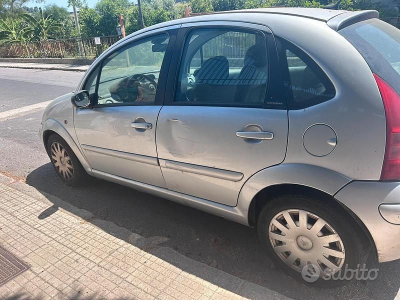 Usata Citroën C3 68 CV (50 kW) 2005 Grigio Utilitaria