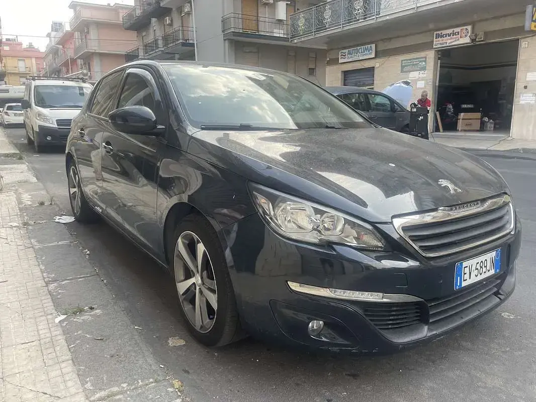 Usata Peugeot 308 Business-Line 116 CV (85 kW) 2014 Berlina