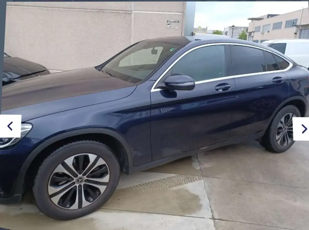 Usata Mercedes GLC200 Executive 197 CV (144 kW) 2022 Blu/azzurro SUV