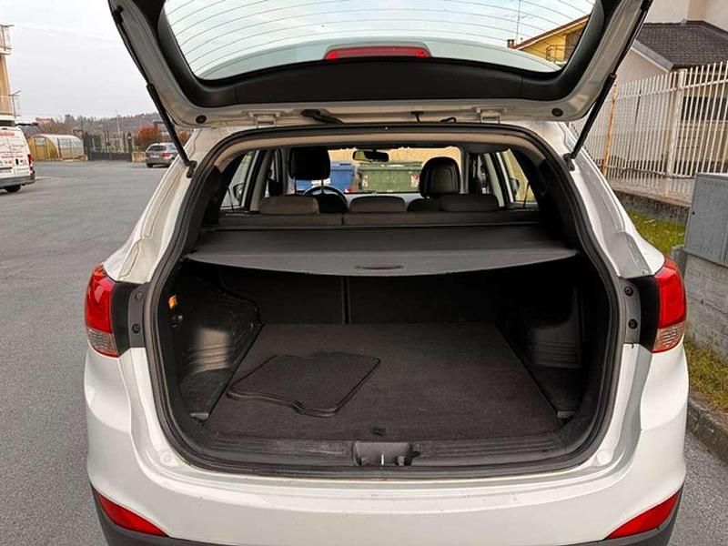 Usata Hyundai ix35 Comfort 136 CV (100 kW) 2011 Bianco SUV