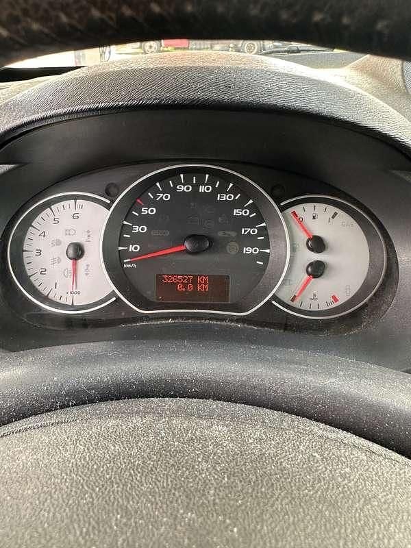Usata Renault Kangoo 106 CV (77 kW) 2011 Monovolume