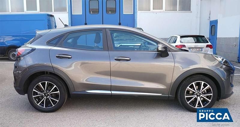 Usata Ford Puma Titanium 125 CV (91 kW) 2022 Magnetic grey SUV