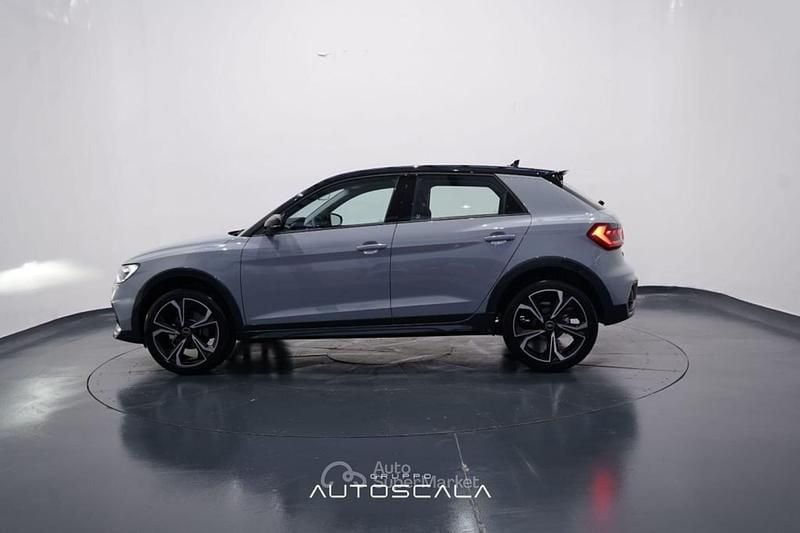 Nuova Audi A1 Design 116 CV (85 kW) 2026 Gray Berlina
