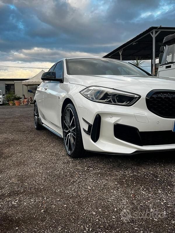 Usata BMW 135 M Sport 306 CV (225 kW) 2021 Bianco Utilitaria