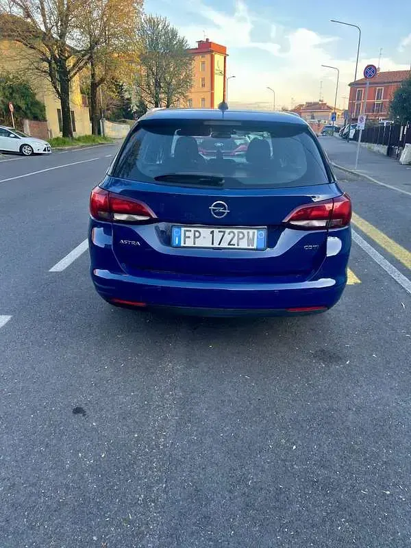 Usata Opel Astra Sport 136 CV (100 kW) 2018 Blu Station wagon