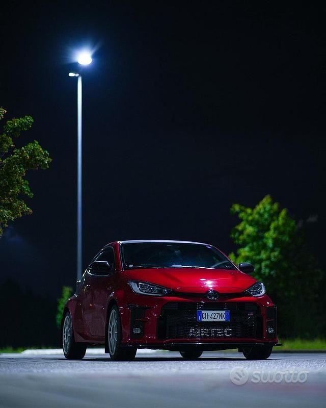 Usata Toyota Yaris 267 CV (196 kW) 2022 Utilitaria