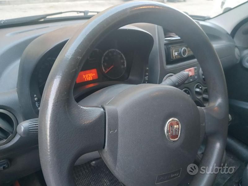 Usata Fiat Panda 77 CV (56 kW) 2010 Utilitaria