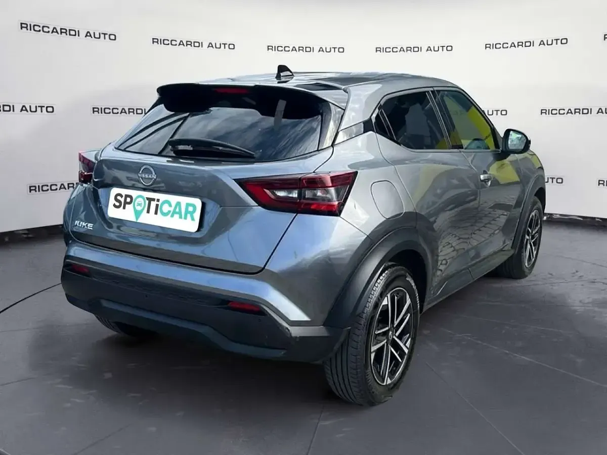 Usata Nissan Juke N-Connecta 114 CV (83 kW) 2025 Grigio SUV