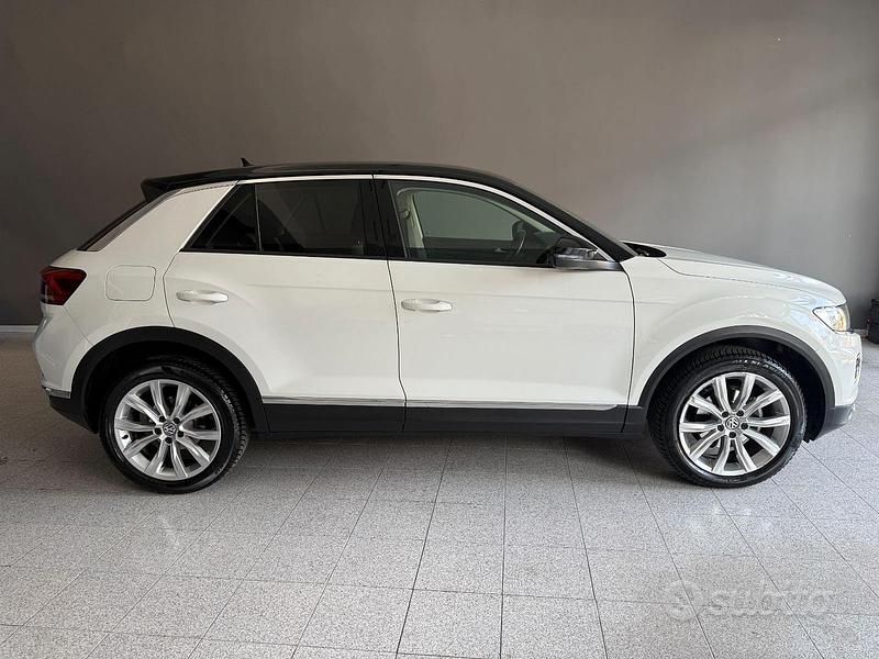 Usata VW T-Roc Advance 116 CV (85 kW) 2020 Bianco SUV
