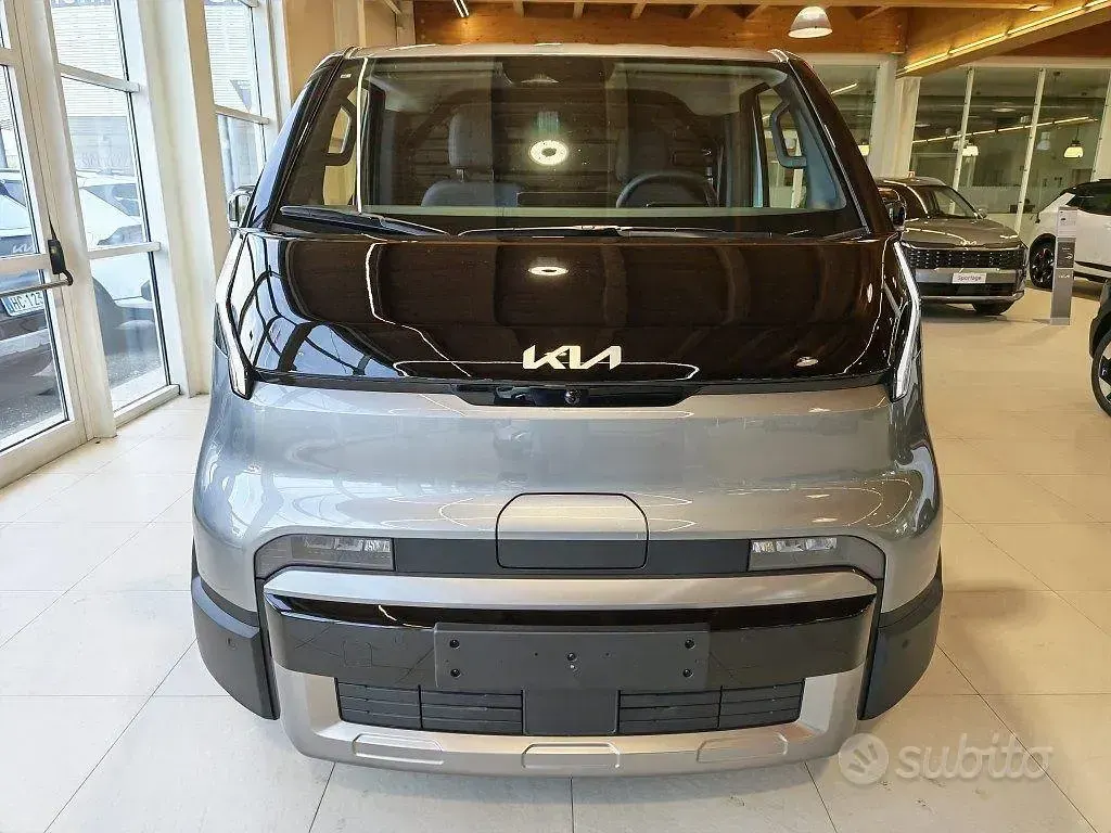 Nuova Kia PV5 119 kW (163 CV) 2026 Grigio Monovolume