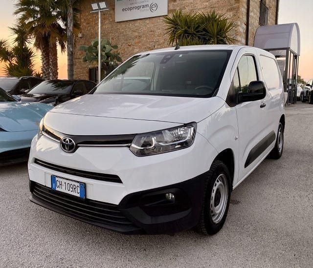 Usata Toyota Proace City City 101 CV (74 kW) 2022 Grigio Monovolume