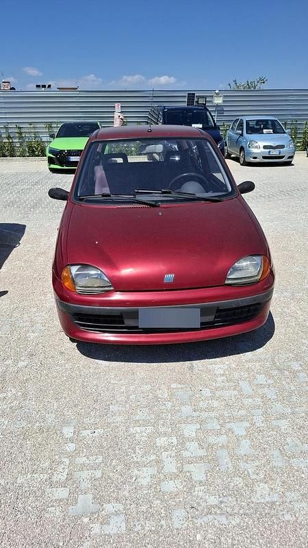 Usata Fiat 600 1999 Rosso Berlina