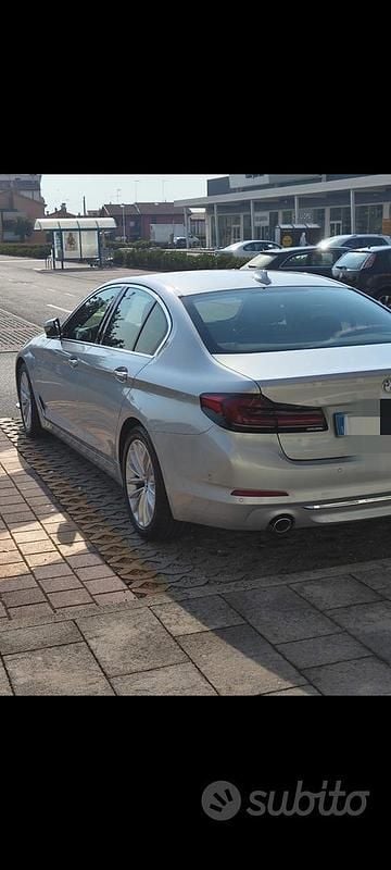 Usata BMW 520 Luxury Line 190 CV (139 kW) 2019 Grigio Berlina