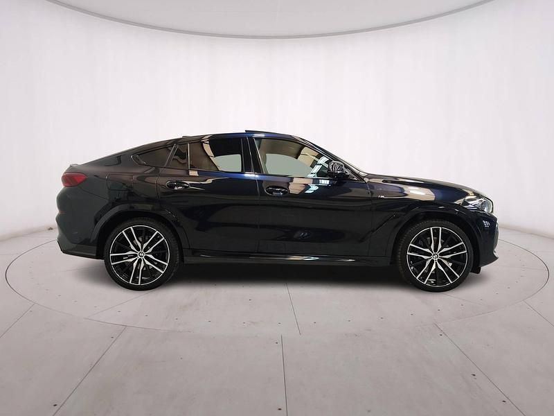 Usata BMW X6 M Sport 286 CV (210 kW) 2022 Blu SUV