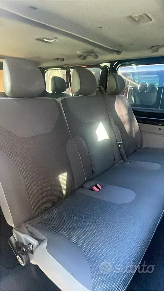Usata Opel Vivaro 146 CV (107 kW) 2014 Nero Monovolume