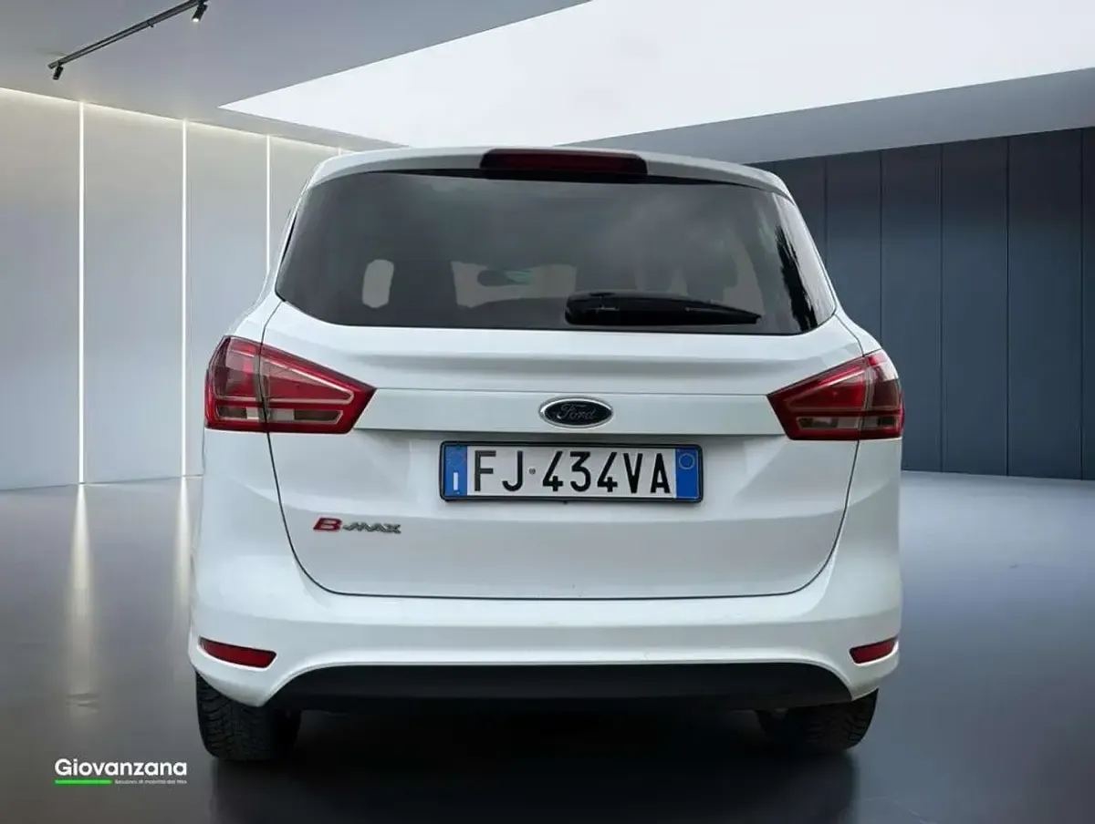 Usata Ford B-MAX Titanium 75 CV (55 kW) 2017 Bianco Monovolume