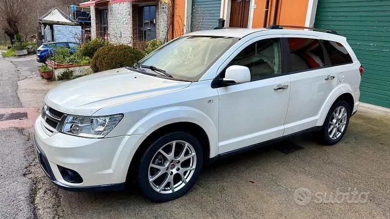 Usata Fiat Freemont Lounge 170 CV (125 kW) 2013 Bianco SUV