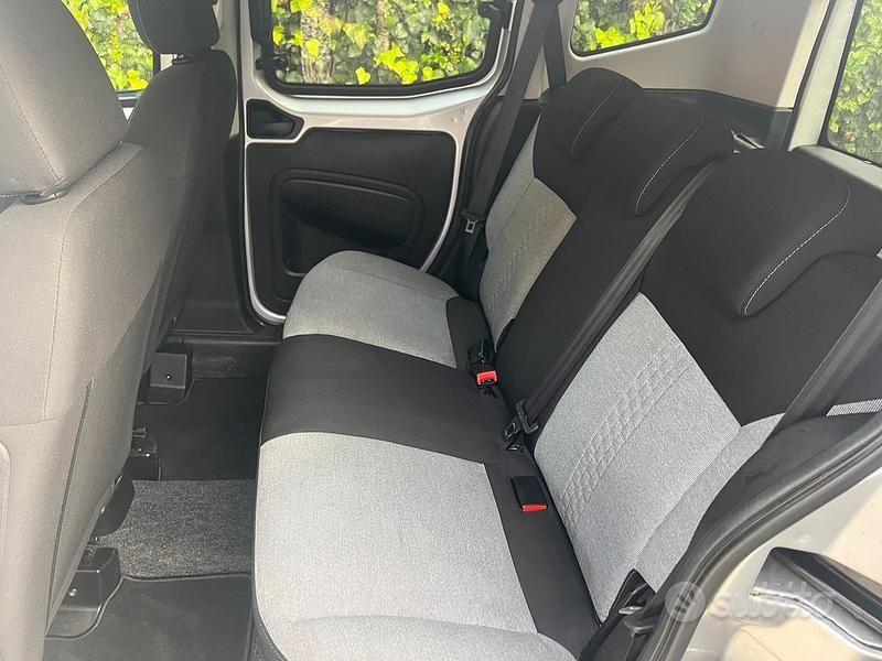 Usata Fiat Qubo Comfort 80 CV (58 kW) 2015 Grigio Monovolume