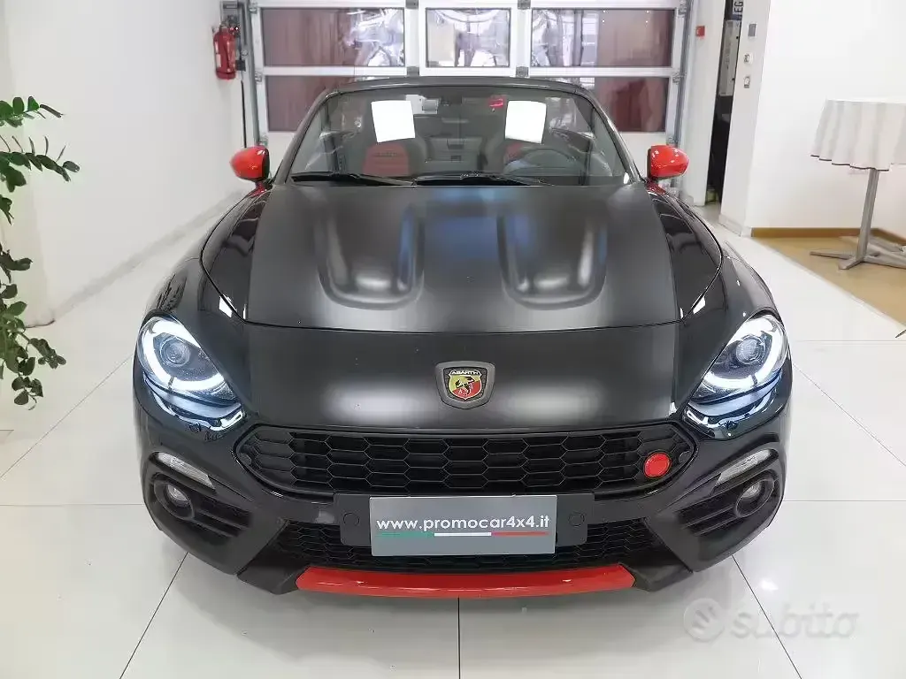 Usata Abarth 124 Spider 170 CV (125 kW) 2017 Nero Cabrio