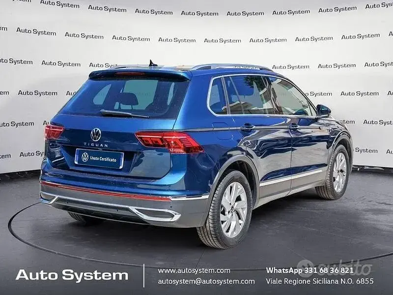 Usata VW Tiguan Elegance 150 CV (110 kW) 2023 Night shade blue SUV
