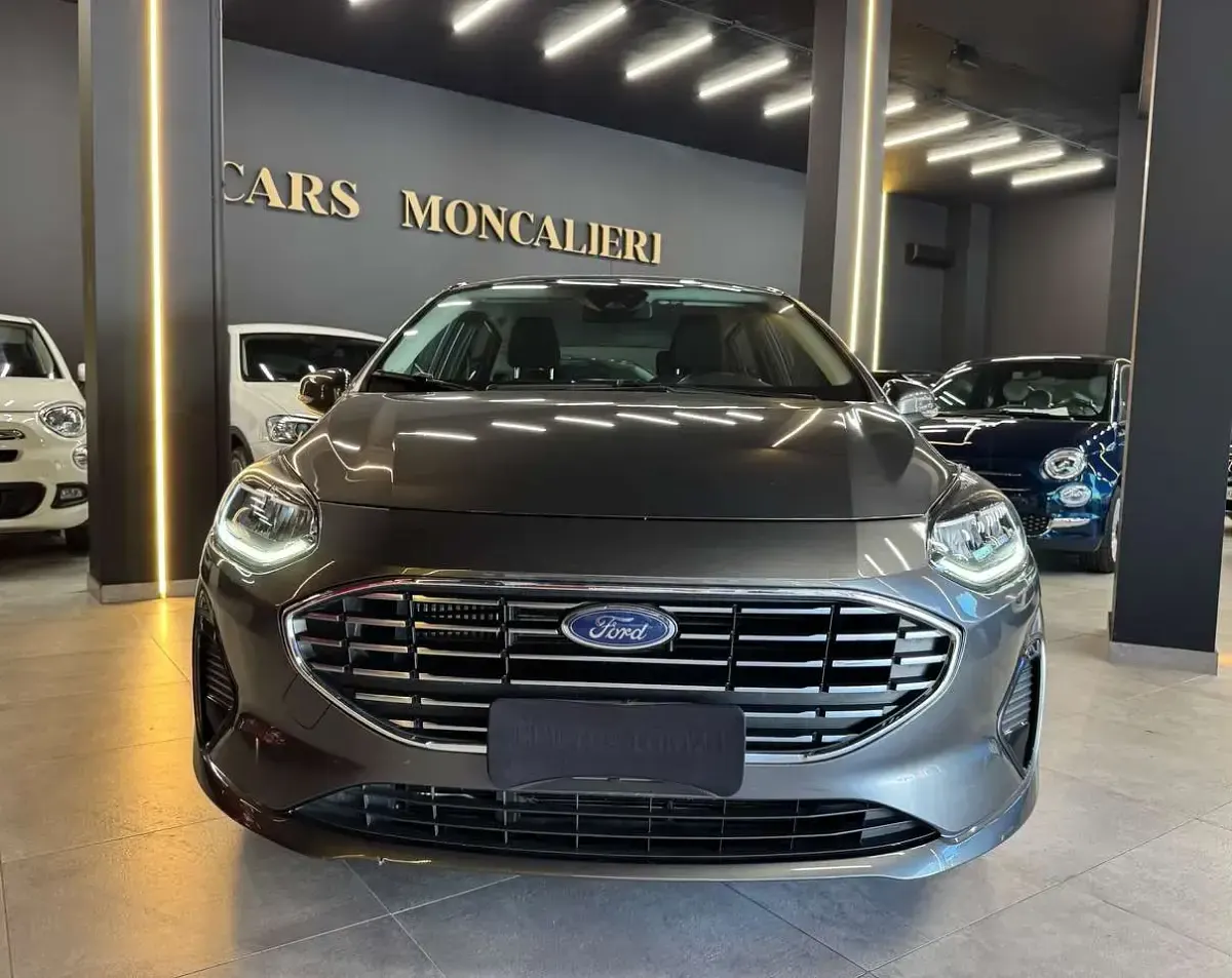 Usata Ford Fiesta Business Edition 101 CV (74 kW) 2022 Grigio Utilitaria