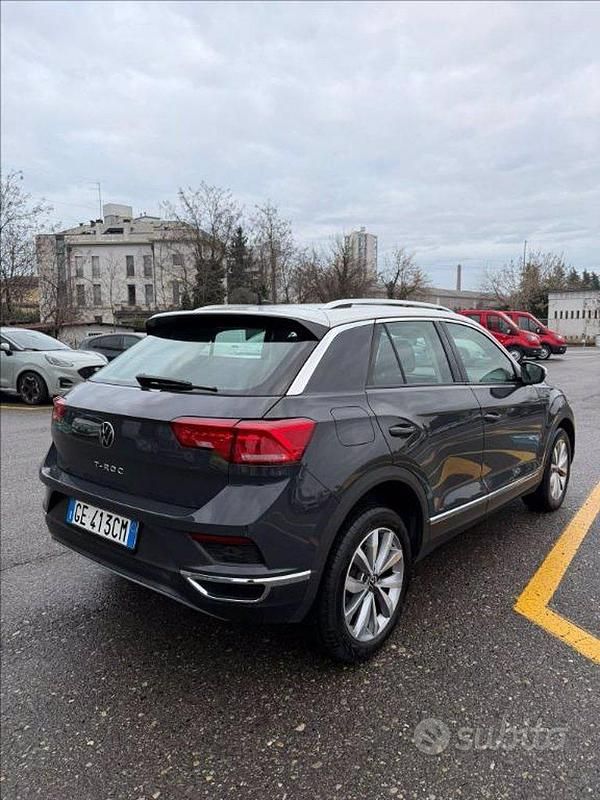 Usata VW T-Roc Style 116 CV (85 kW) 2021 Grigio SUV