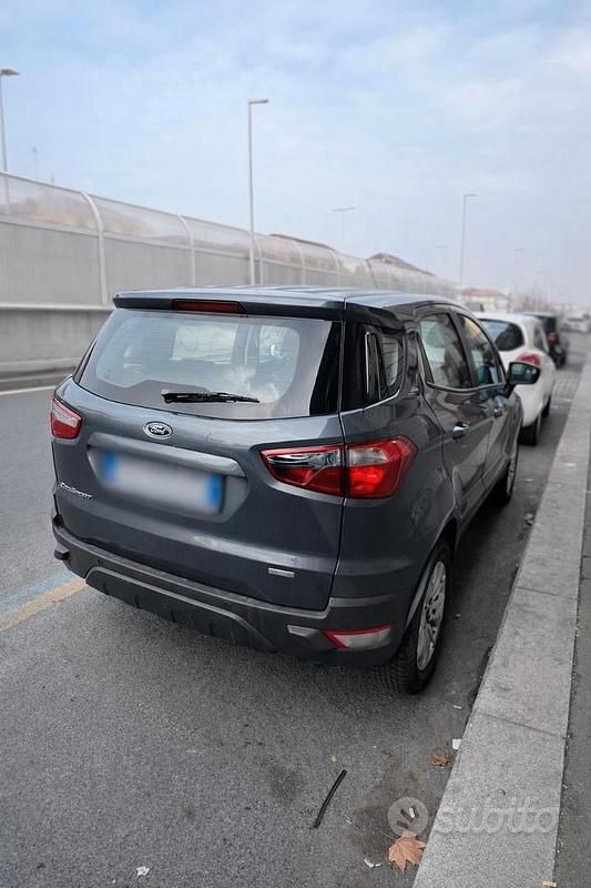Usata Ford Ecosport 125 CV (91 kW) 2016 Grigio SUV