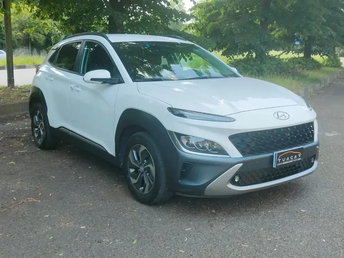 Usata Hyundai Kona 141 CV (103 kW) 2021 Bianco SUV