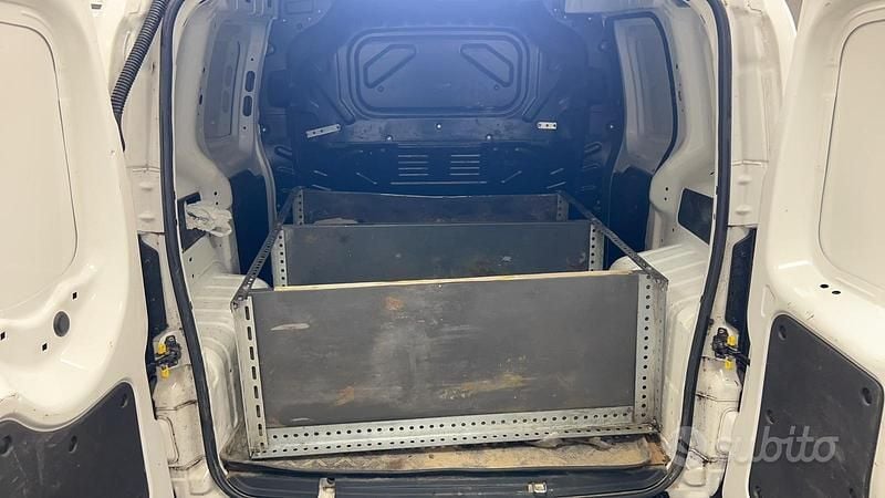 Usata Fiat Fiorino 95 CV (69 kW) 2021 Monovolume