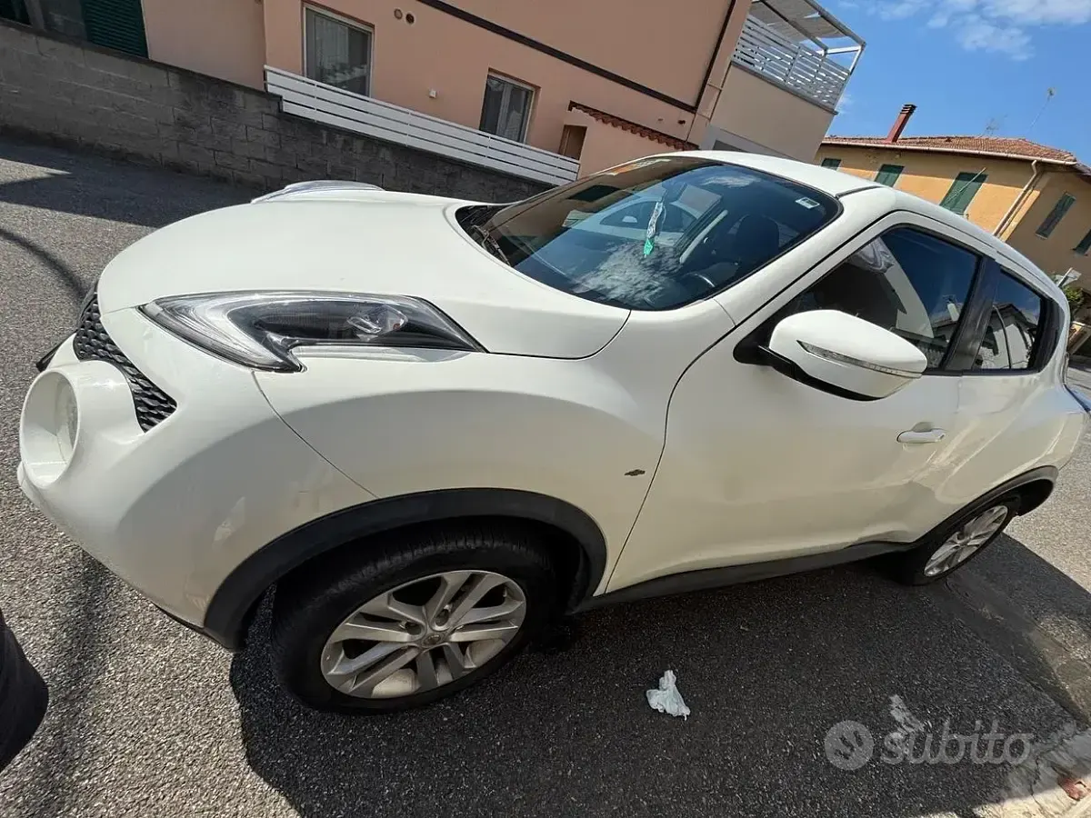 Usata Nissan Juke Acenta 110 CV (80 kW) 2014 Bianco SUV