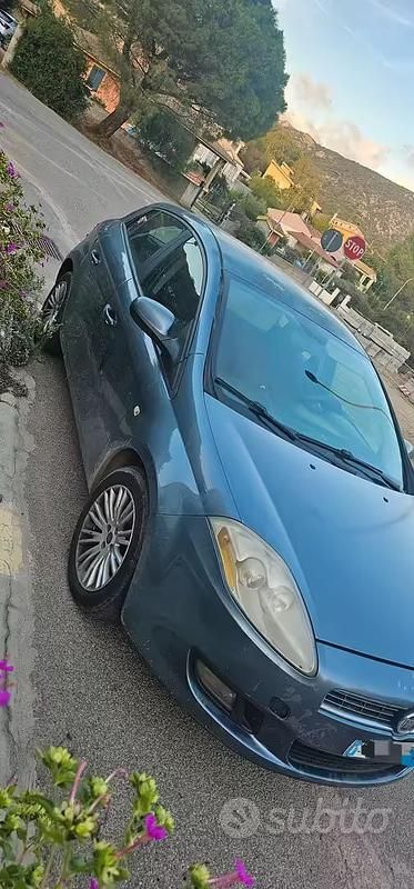 Usata Fiat Bravo Emotion 120 CV (88 kW) 2008 Blu Utilitaria