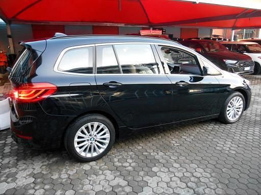 Usata BMW 218 Gran Tourer Luxury Line 150 CV (110 kW) 2021 Nero Monovolume