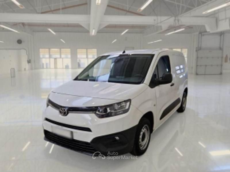 Usata Toyota Proace 102 CV (75 kW) 2021 Bianco Monovolume
