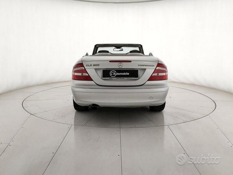Usata Mercedes CLK200 Elegance 163 CV (119 kW) 2003 Grigio Cabrio