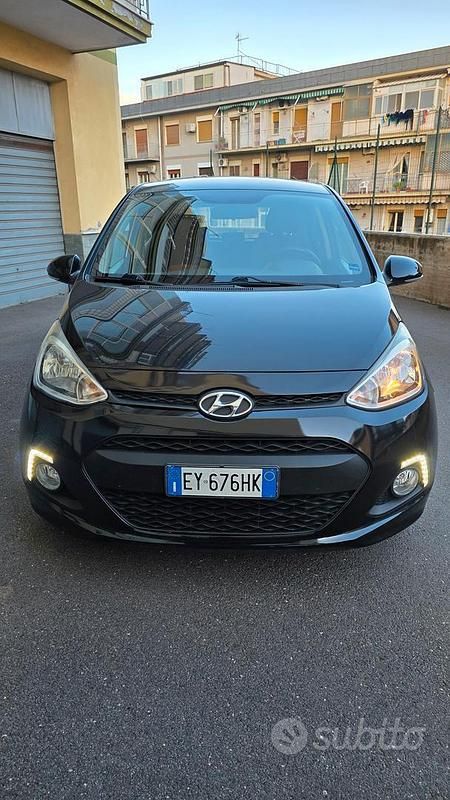 Usata Hyundai i10 Edition 67 CV (49 kW) 2015 Nero Utilitaria