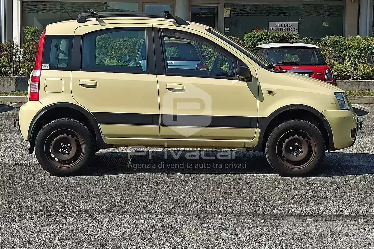 Usata Fiat Panda 4x4 Climbing 60 CV (44 kW) 2006 Giallo Utilitaria