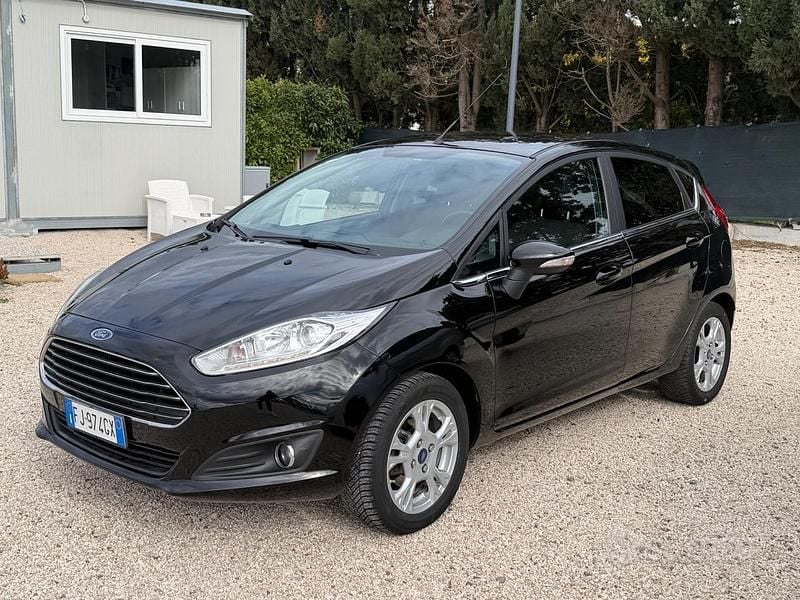Usata Ford Fiesta Titanium 75 CV (55 kW) 2017 Nero Berlina