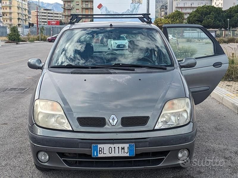 Usata Renault Scénic 2000 Monovolume