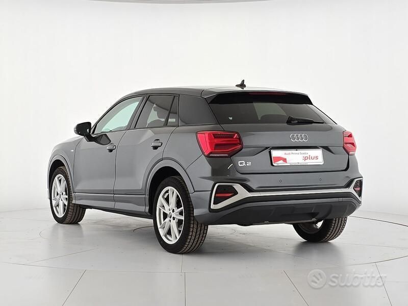 Usata Audi Q2 S-Line 150 CV (110 kW) 2024 Grigio SUV