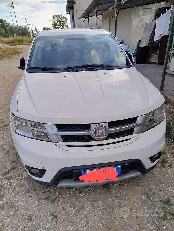 Usata Fiat Freemont 140 CV (102 kW) 2012 Bianco SUV